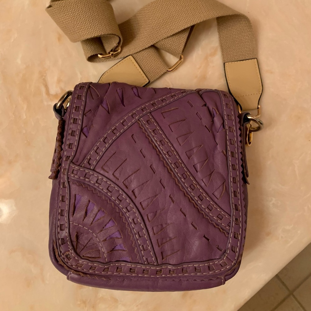 Vince camuto crossbody bag